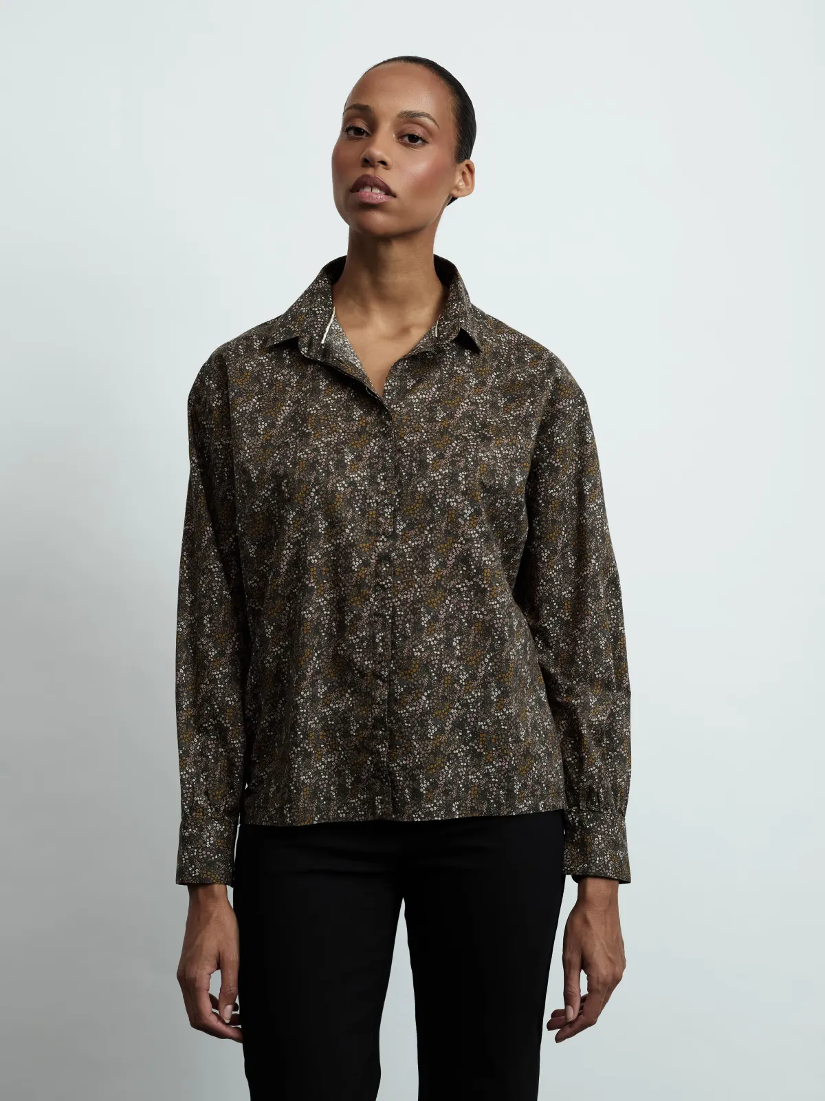 Farbige Hemdjacke aus Denim