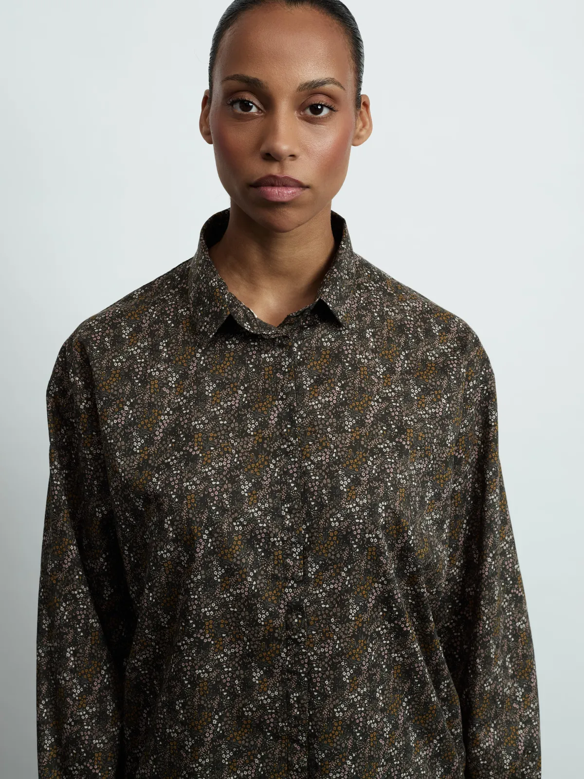 Farbige Hemdjacke aus Denim