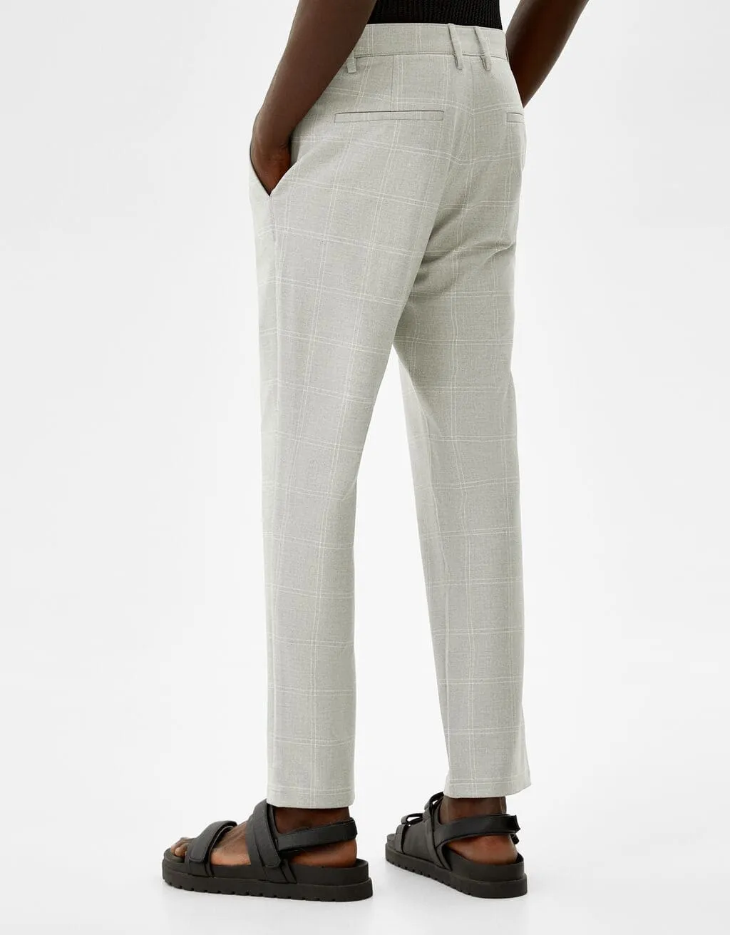 Eng geschnittene Slim-Fit-Hose mit seitlichem Gummizug